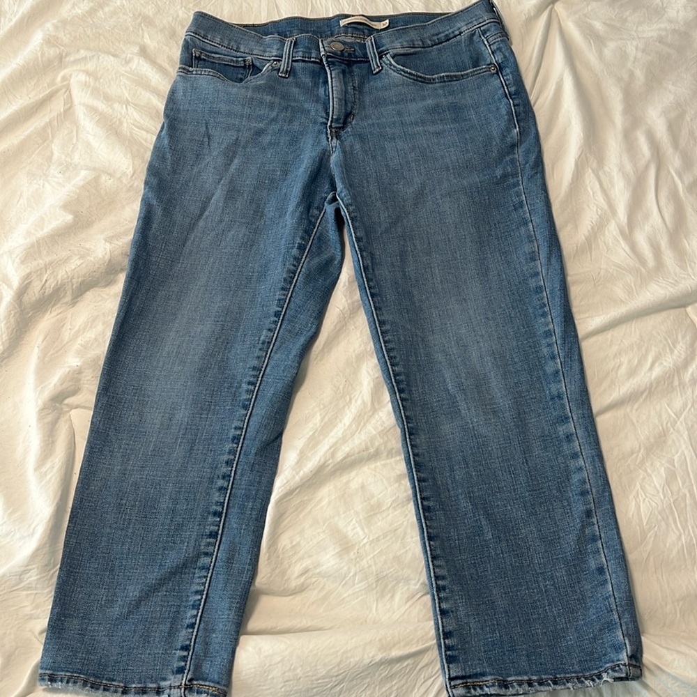 Levi's Classic Denim Women's Capris